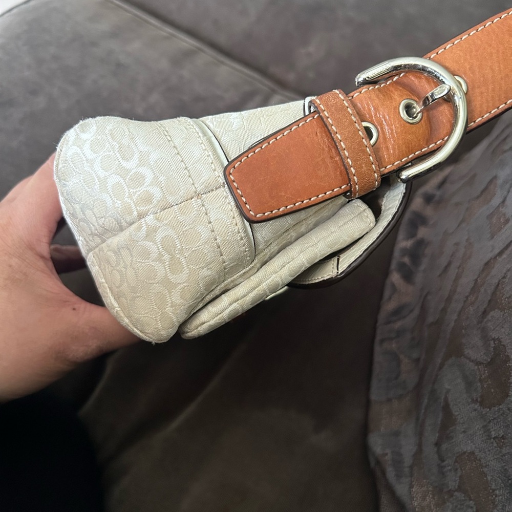 Coach SoHo Purse - Picture 14 of 15